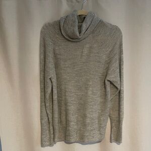 Quince Heather Gray Turtleneck Sweater
